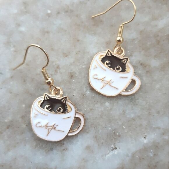 Cat Earrings  - Picture 3 of 7